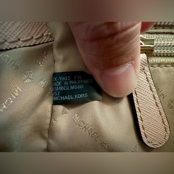 Michael Kors Bags Small Sheila Center Zip Satchel Crossbody Bag | Gold/Pink - Picture 11 of 15